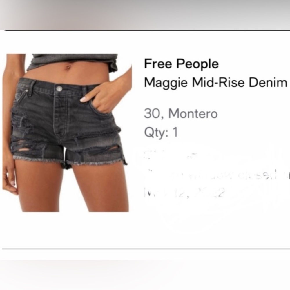 Free People Maggie Mid-Rise Denim shorts. Size 30